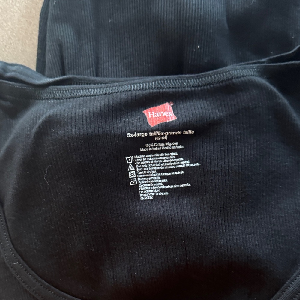 Hanes Black Ribbed Shirt